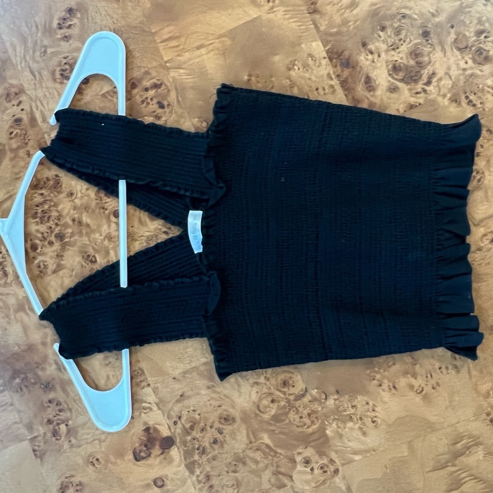 Black sruntch tank top- comfortable easy